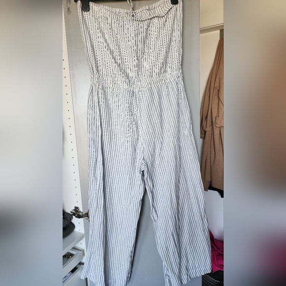 Striped jumpsuit - Picture 4 of 5